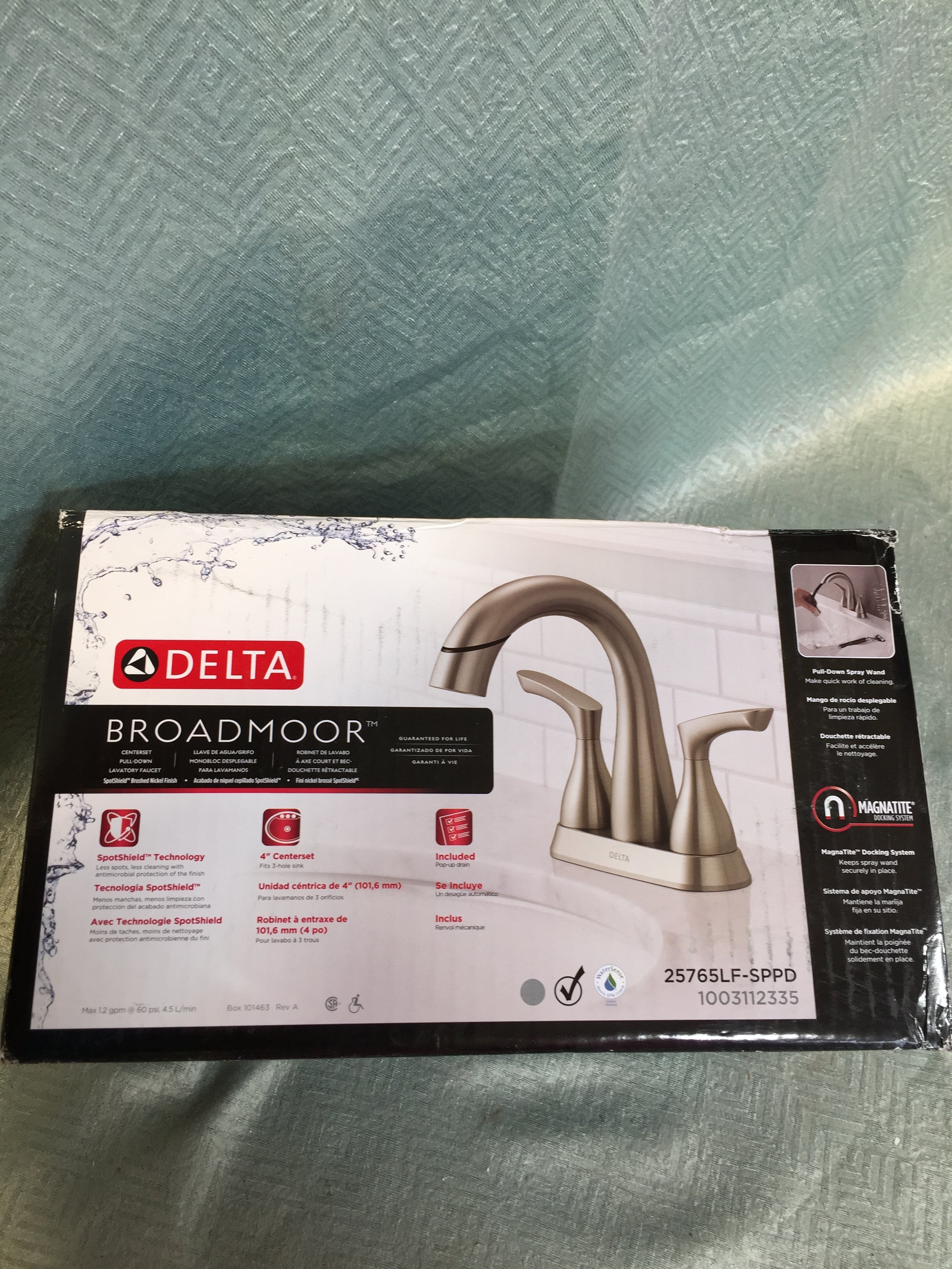 Delta Broadmoor 4in Centerset Pull-Down Spout Bathroom Faucet Brushed Nickel (7649851703534)
